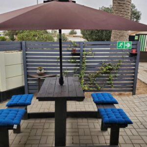 Casa de Marcos Swakopmund: schattiger Sitzbereich im Freien