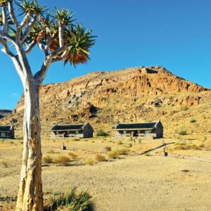 Gondwana Canyon Village: Gebäude in der Wüstenlandschaft