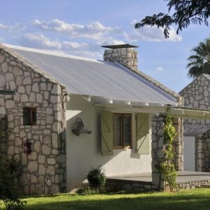 Gondwana Kalahari Farmhouse: Farmhaus aus Stein