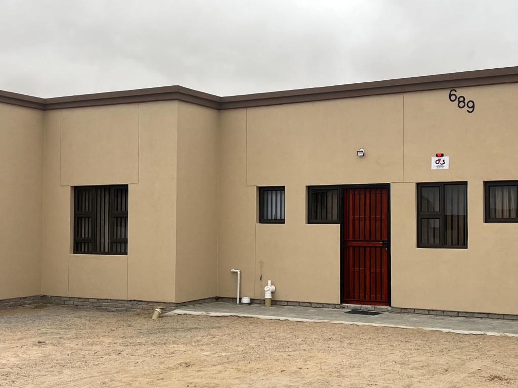Kiki's Inn Self-Catering Swakopmund: Hauseingang