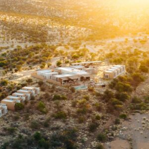Lodge Damaraland: Luftaufnahme der Lodge in der Wüste