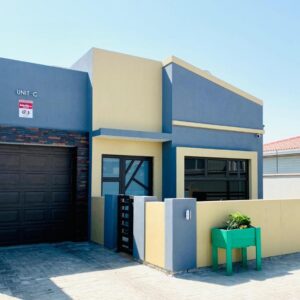 Olive Villa Self Catering Apartments Swakopmund: Apartmenthaus von außen