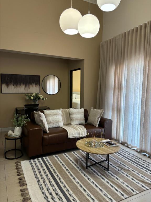 The Oryx Luxury Apartment Windhoek: Wohnbereich