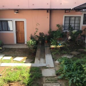 UrbanLife Keetmanshoop Accommodation: Haus und Garten