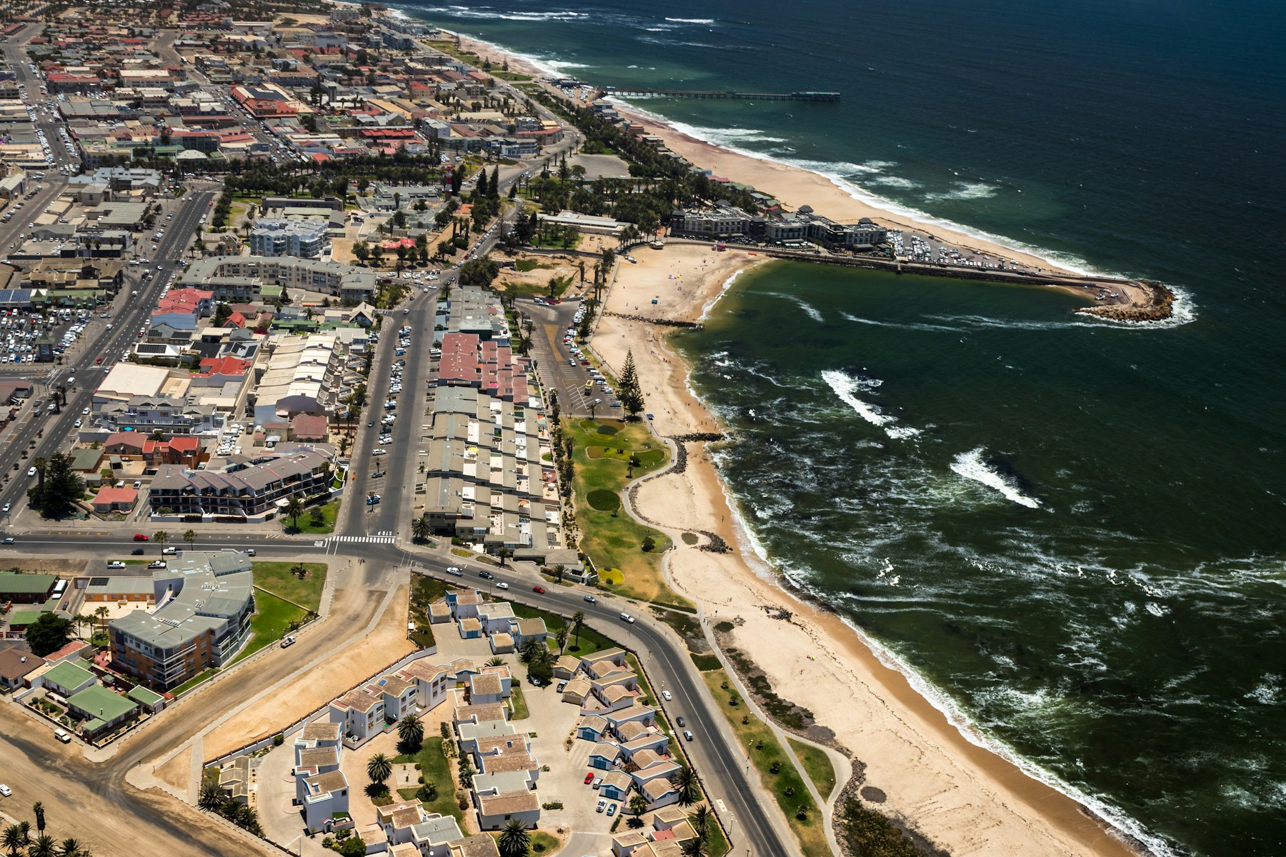 Luftaufnahme von Swakopmund und der Atlantikküste