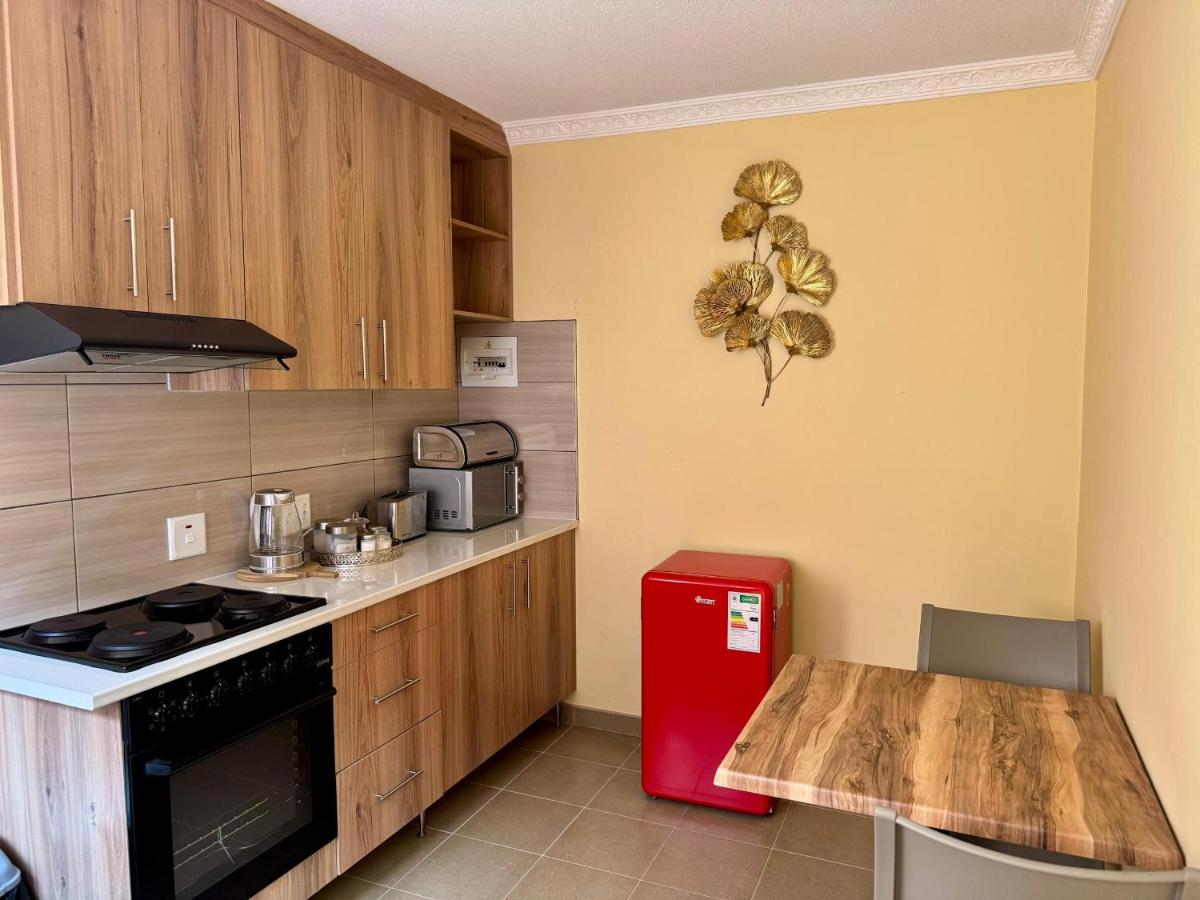 Inkinibe Self Catering, Arandis