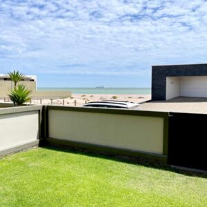 Family Beach House Retreat Swakopmund: Ferienhaus