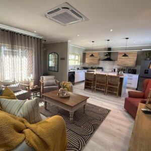 20 At Jeanette Windhoek