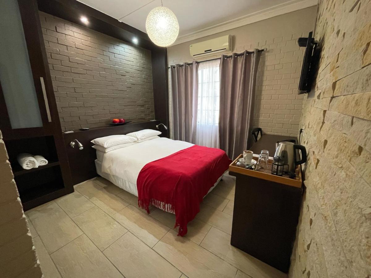 Hotel Prestige Ongwediva
